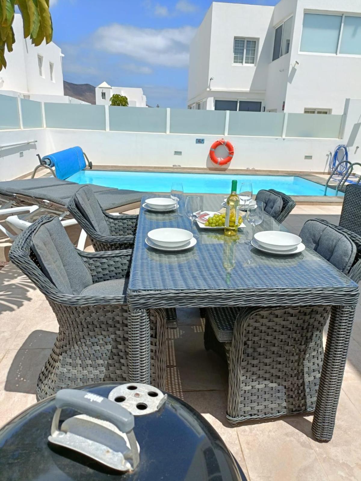 Pousadoiro * Playa Blanca (Lanzarote)